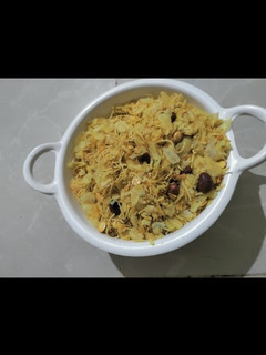 નાયલોન પૌંઆનો ચેવડો (Nylon Poha Chevdo Recipe In Gujarati) રેસીપી મુખ્ય ફોટો