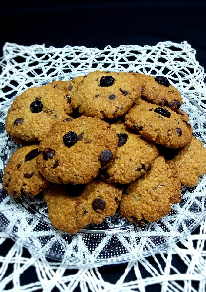 Una foto de Galletas de avena arándanos y chips de chocolate (sin azúcar)