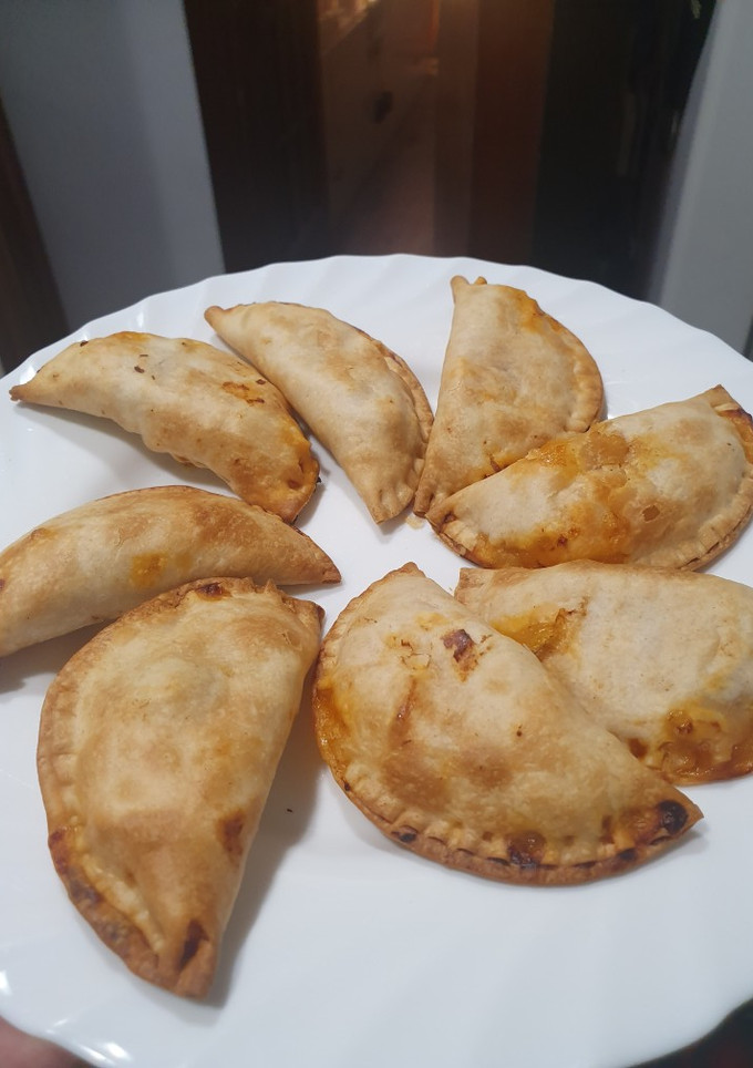 Una foto de Empanadillas de atún, huevo, pimiento y olivas