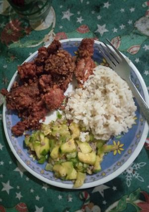 Una foto de Pollo con doritos