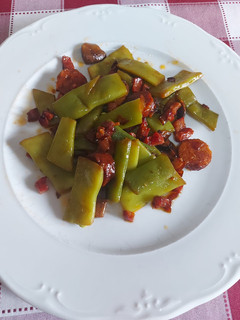 Una foto de Judías con chorizo
