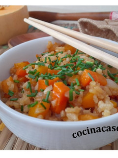 Una foto de Arroz frito con verdura