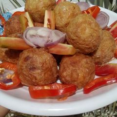 A picture of Yam Balls in breadcrumbs.