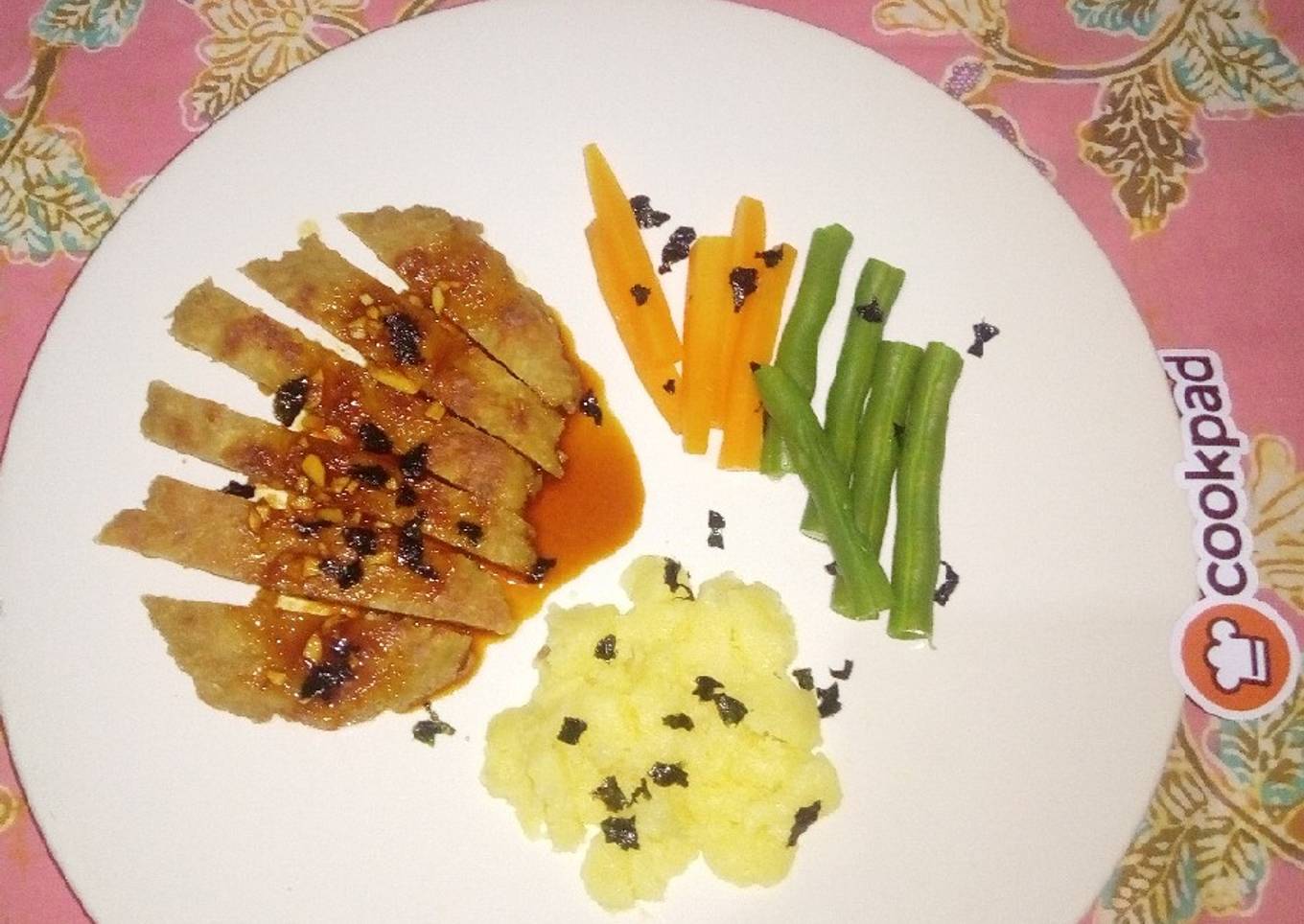 Steak Tempe (Vegetarian Steak)