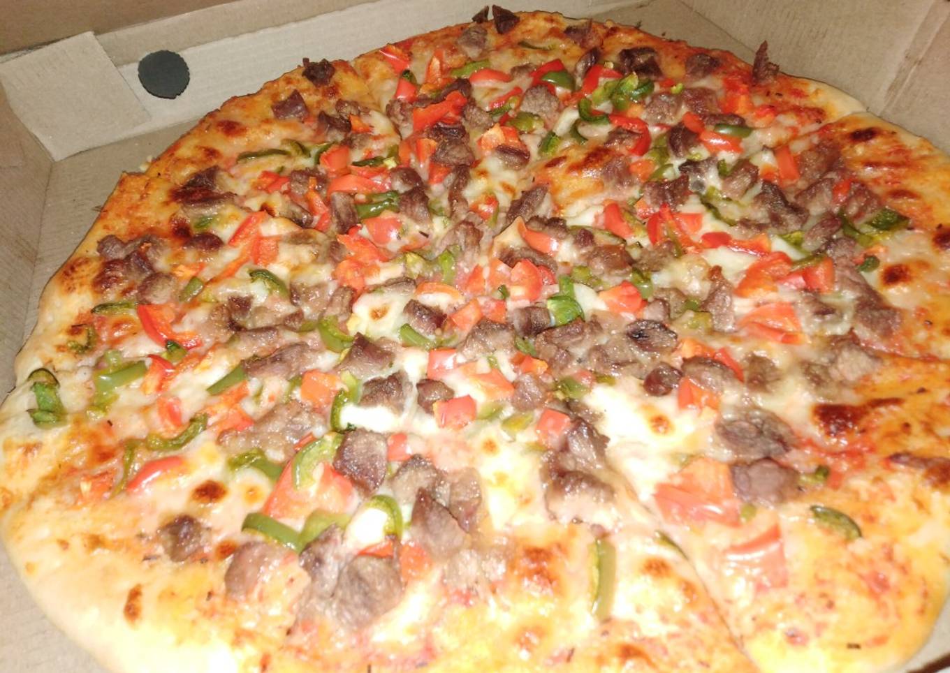 Beef pizza