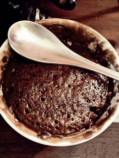 Una foto de Mug Cake de chocolate, zanahoria y piña
