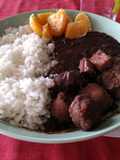 Feijoada brasileira / Frijolada brasileña