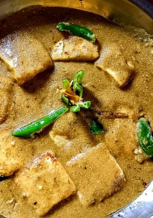 A picture of ধাবা স্টাইলে দই পনির পোস্ত.