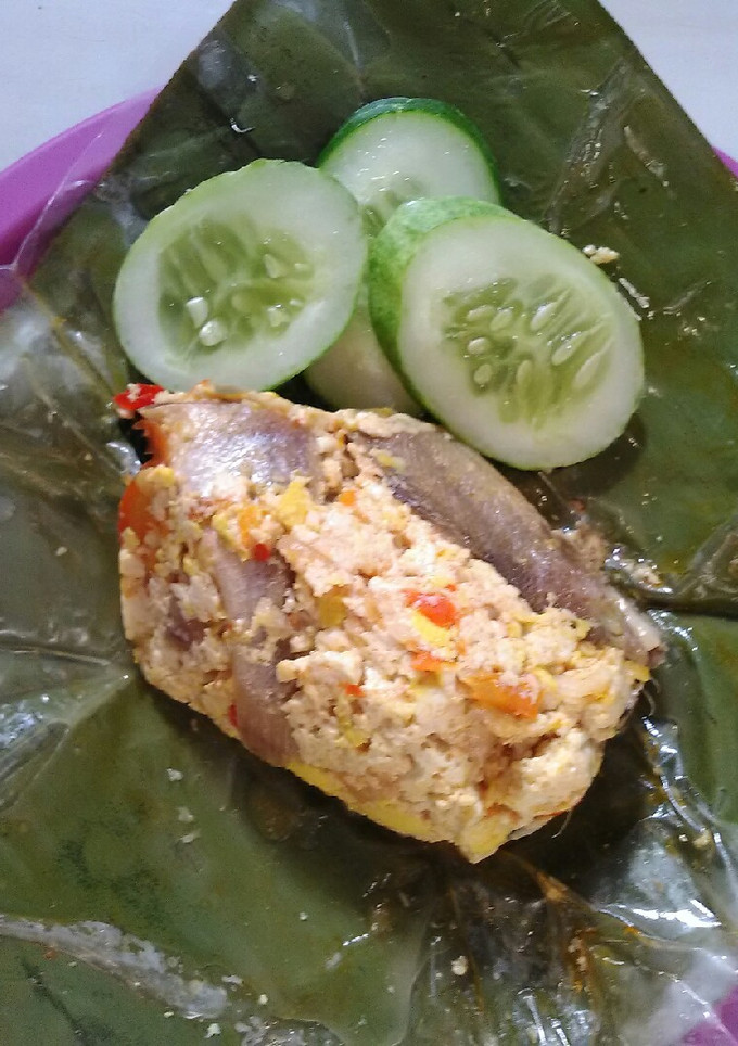 Foto resep Pepes tahu kuning ikan asin jambal/balur