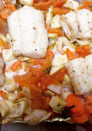 Foto principal de Bacalao con verduras al horno