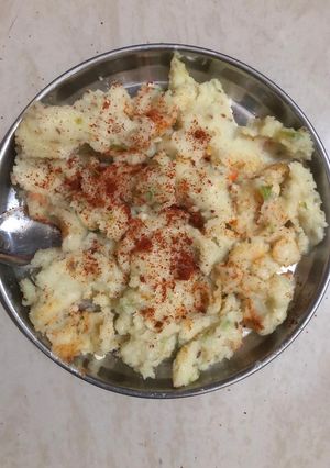 ખીચું (Khichu Recipe In Gujarati) રેસીપી મુખ્ય ફોટો