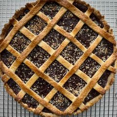 A picture of Quince Tart (Pasta Frola).