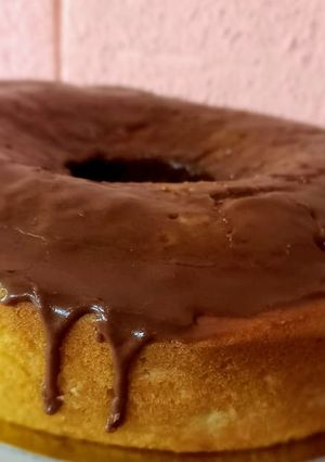 Una foto de Glasé económico de chocolate...ideal para budines, bizcochuelos