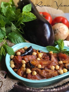 A picture of Maghmour#Cheakpeas_eggplant_stew.