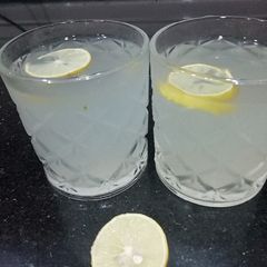 A picture of Lemonade.