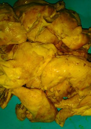 Foto resep Ayam ungkep bumbu kuning