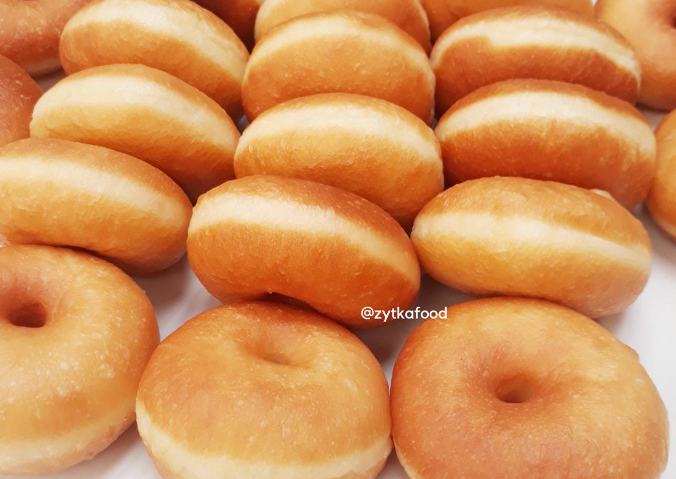 Donat White Ring Buttermilk