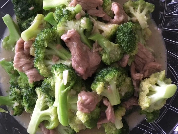 Cara Gampang Membikin Resep Brokoli cah sapi yang Bisa Manjain Lidah Anti Ribet, Mantap