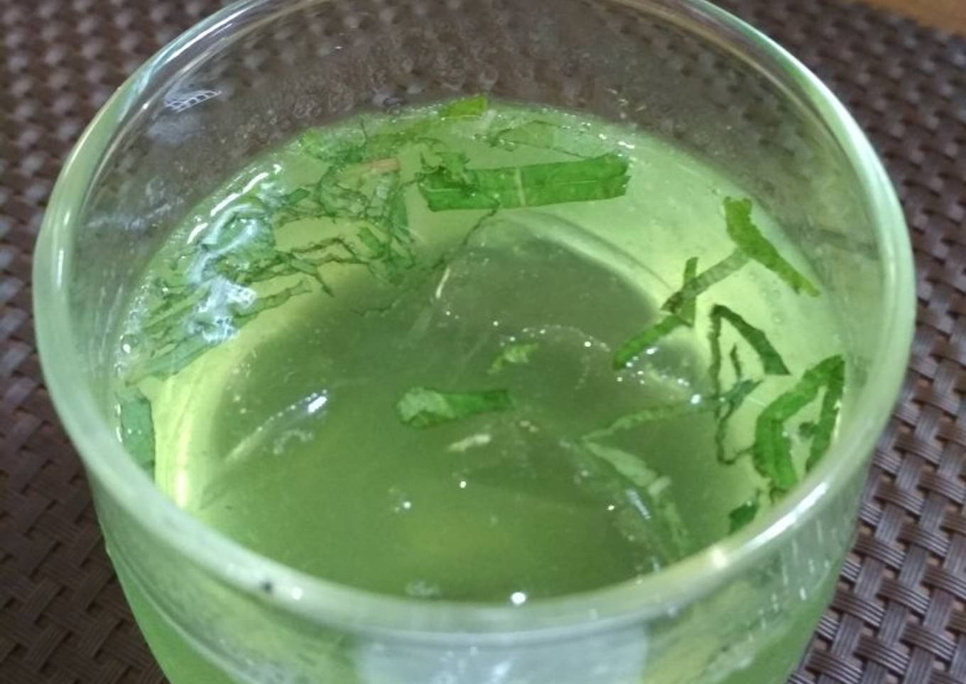 Green apple mojito