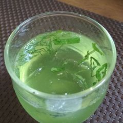 A picture of Green apple mojito.