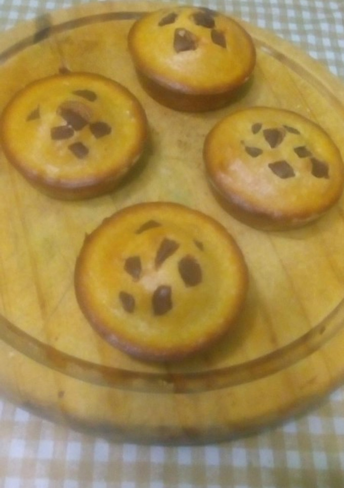 Una foto de Muffins de naranja y chocolate 🍊🍫