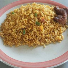 A picture of Jollof rice.