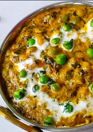 मेथी मटर मलाई (methi matar malai recipe in Hindi) रेसिपी मुख्य फोटो