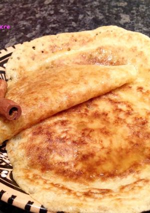 Une photo de Baghrir ou crêpe mille trous