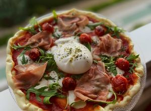Foto principal de Pizza con burrata