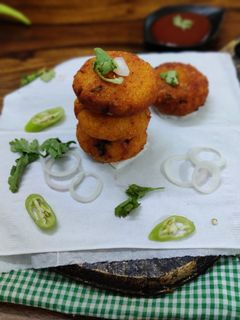 पोहा पनीर कटलेट (Poha Paneer cutlet recipe in Hindi) रेसिपी मुख्य फोटो