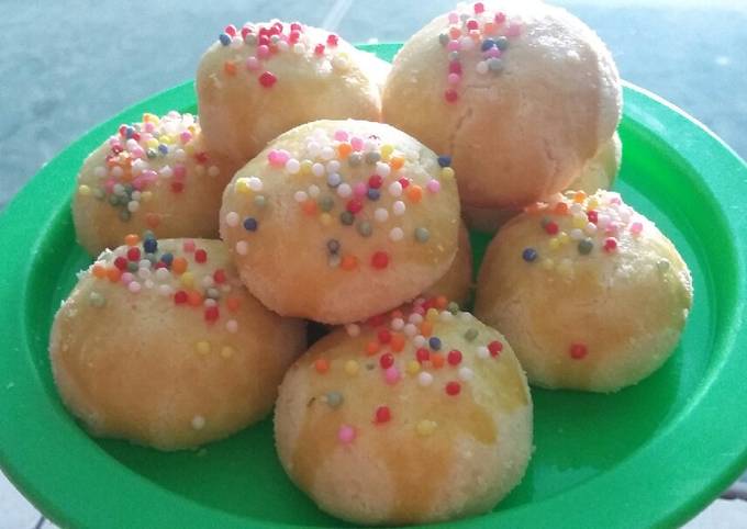 Resep CocoNut miLk Cookies Lebaran