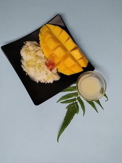 A picture of Mango Sticky Rice.