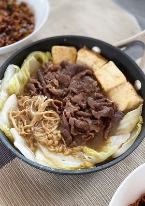 韓式牛肉煲 ［Bulgogi Stew] 的食譜成品照片