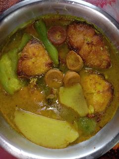 সব্জী দিয়ে রুই মাছ (sabji diye rui mach recipe in Bengali) রেসিপির প্রধান ছবি