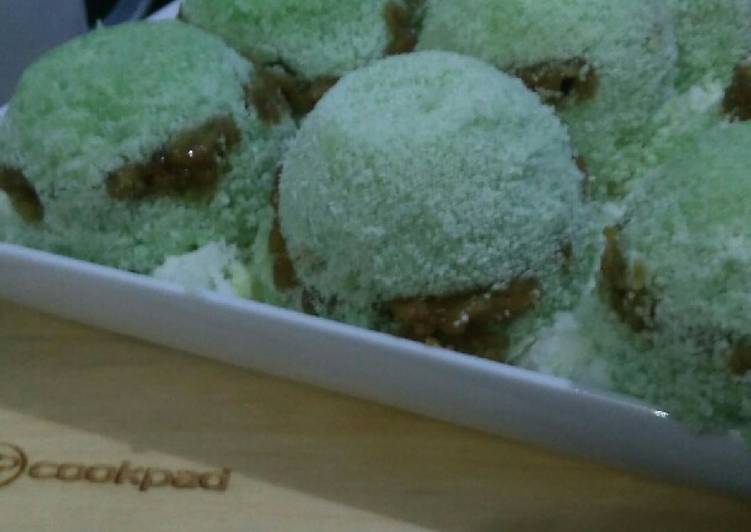 Kue putu