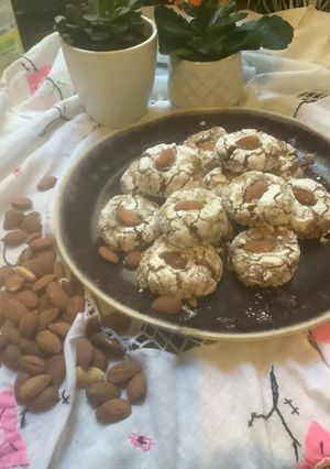 Une photo de 🧁Petits 🪺🍪fours aux amandes🥜🍂