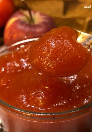 A picture of Tomato Apple Jam – Healthy Jam.