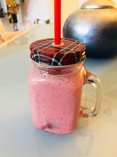 Una foto de Batido de fresas saludable 🍓