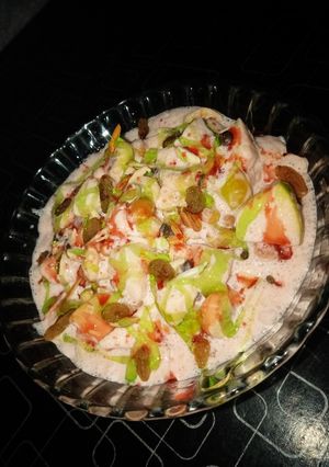 A picture of Creamy Fruit Chaat 😋😋😍😍.
