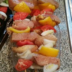 A picture of Chicken kobobs.