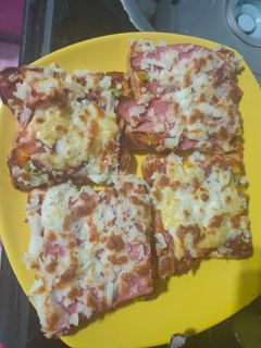 صورة لوصفة بيتزا التوست 🥪🍕