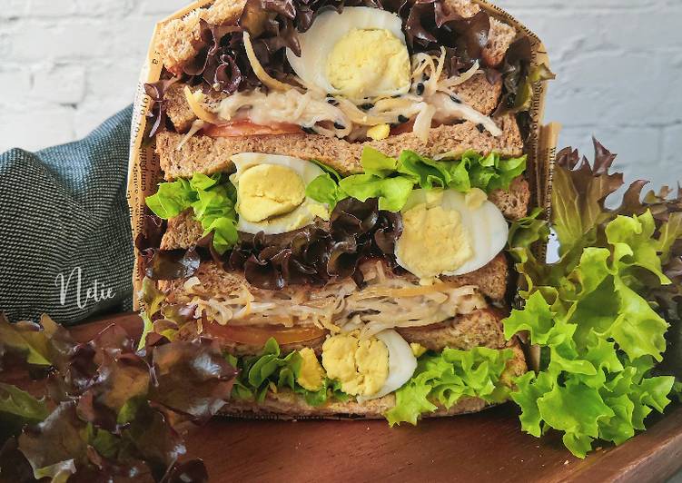 Resepi Egg Quill and Chicken Breast with Black Sesame WanPaku Sandwich yang Murah