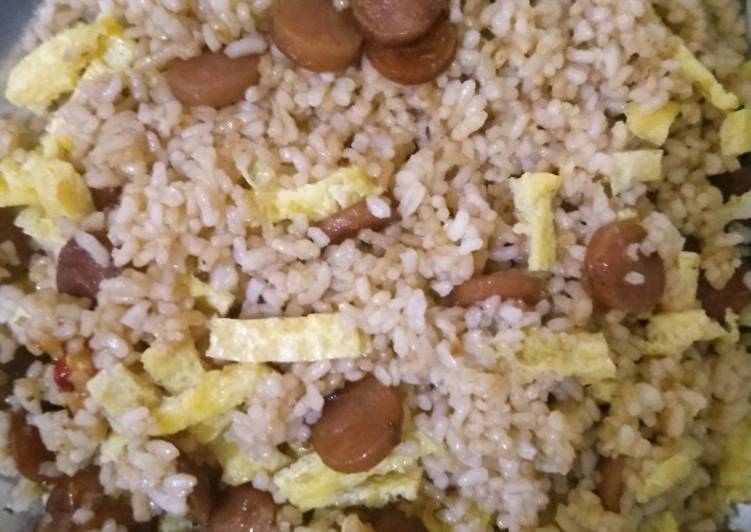 Resep: Nasi Goreng Sosis Telur Rumahan