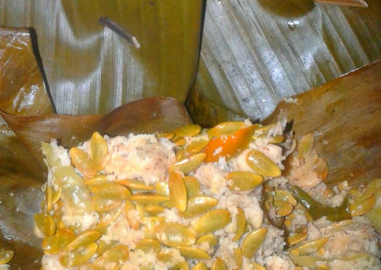 Cara Gampang mengolah Bothok Mlandhing Tempe Teri Pedas Anti Gagal