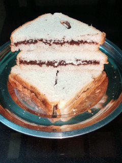 A picture of Chocolate bread toast.