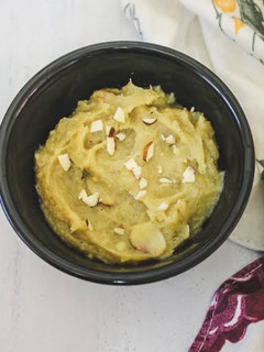શક્કરિયા નો શીરો (Shakkariya Sheera Recipe In Gujarati) રેસીપી મુખ્ય ફોટો