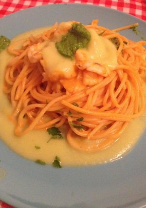 Foto di Spaghetti con mazzancolle e crema di zucchine