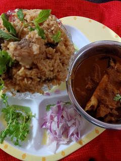 மட்டன் குழம்பு (Mutton kulambu recipe in tamil) செய்முறை முக்கிய புகைப்படம்