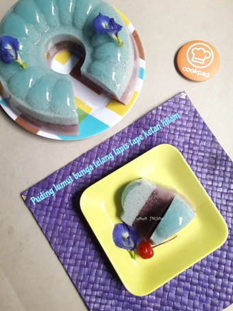 Langkah Mudah untuk Membikin Resep Puding lumut bunga telang lapis tape ketan hitam yang Bisa Manjain Lidah Anti Ribet, Mantap