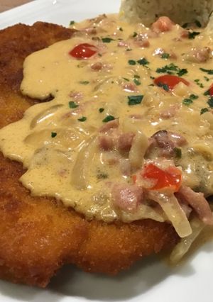Hagymás-szalonnás mártás frissensültekhez recept fotója